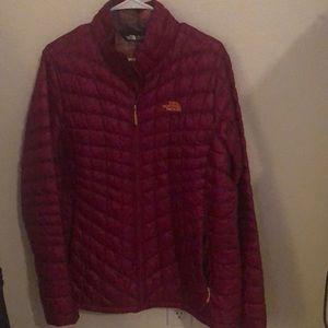 Women’s NF XL jacket